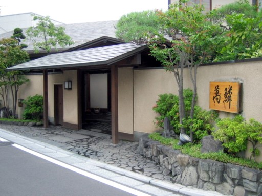 ���B�u�ݗ؁v