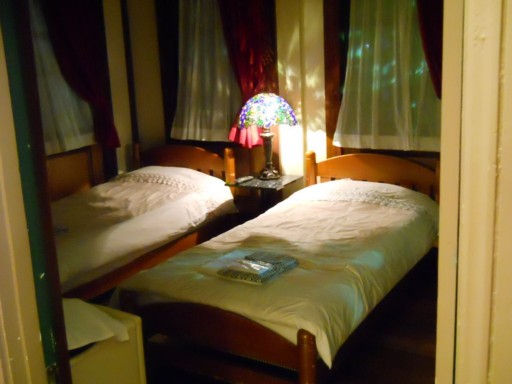 �z�e���E�j���[�J�}�N��4