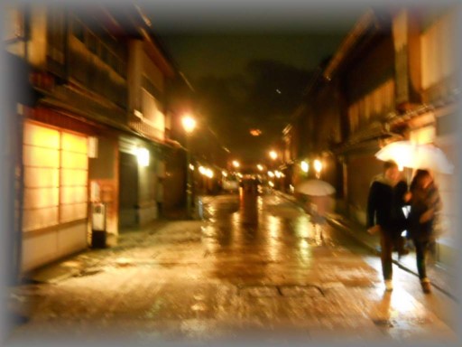 ����E�������X