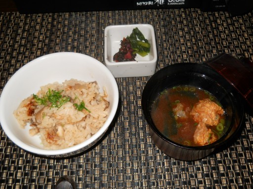 ���R����7