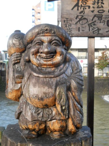 ���R�E�b����l