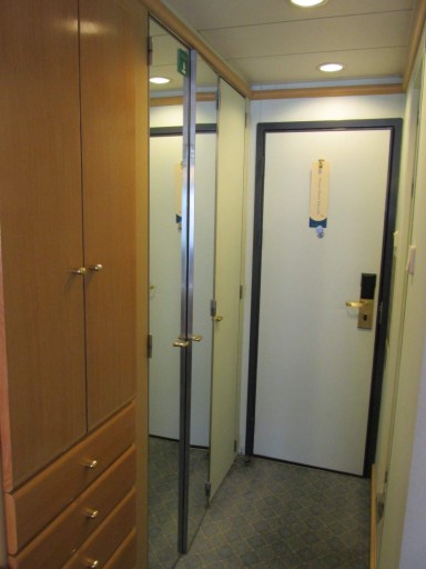 �L���r��4