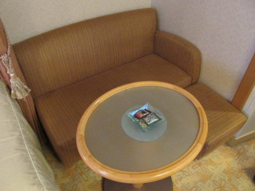 �ʕ{�ԉ΃N���[�Y