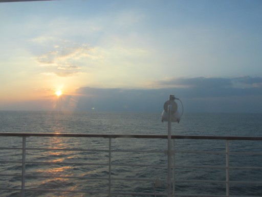 �ʕ{�ԉ΃N���[�Y ����