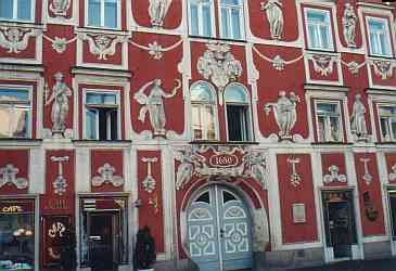 �u���b�N�E�A���E�f�A�E���[�A�̂��َq������