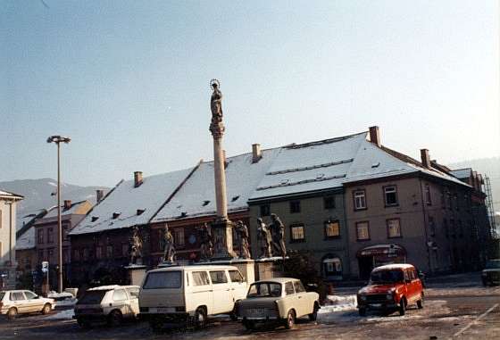 �}���A��