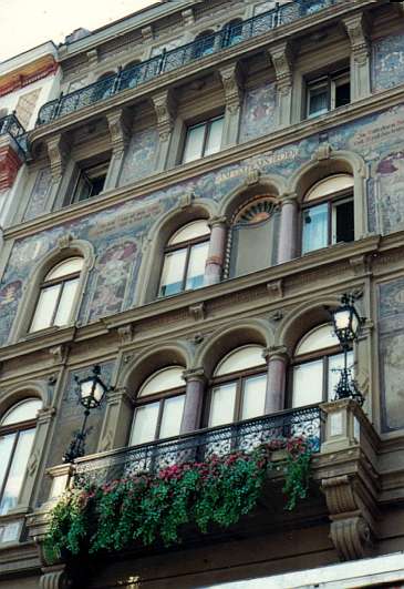 �o���R�j�[�ɓd���̂����